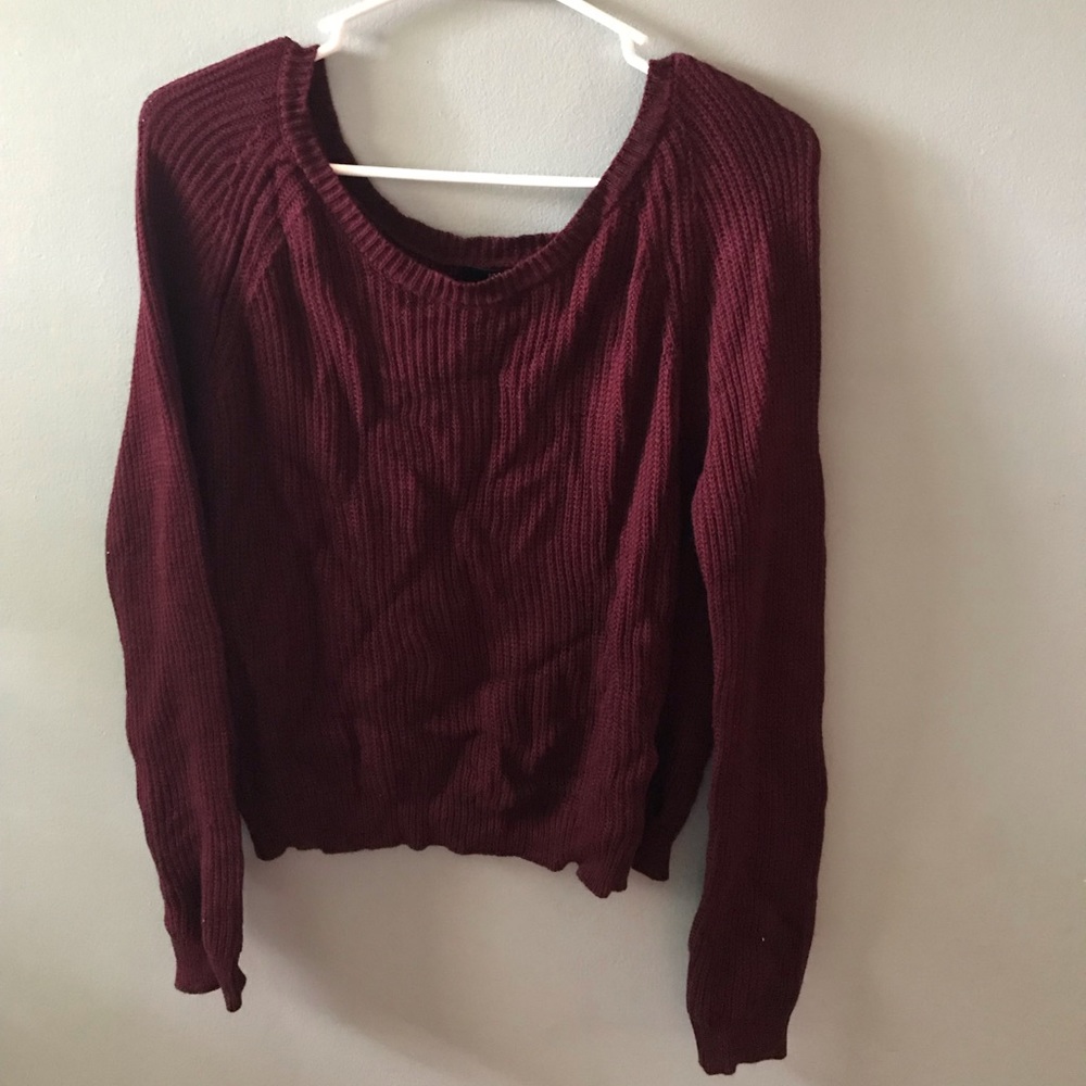 Maroon sweater